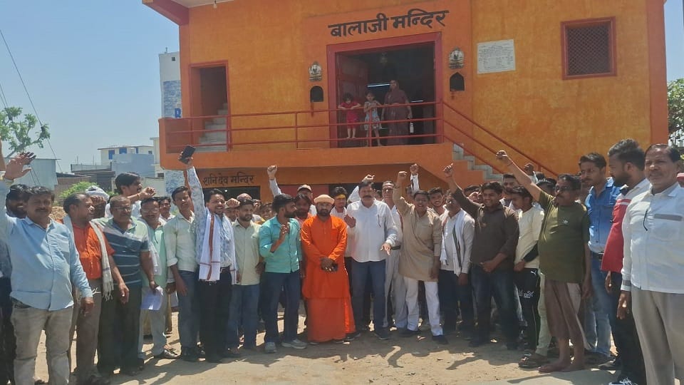 demolition of Balaji temple at Khereshwar Chauraha