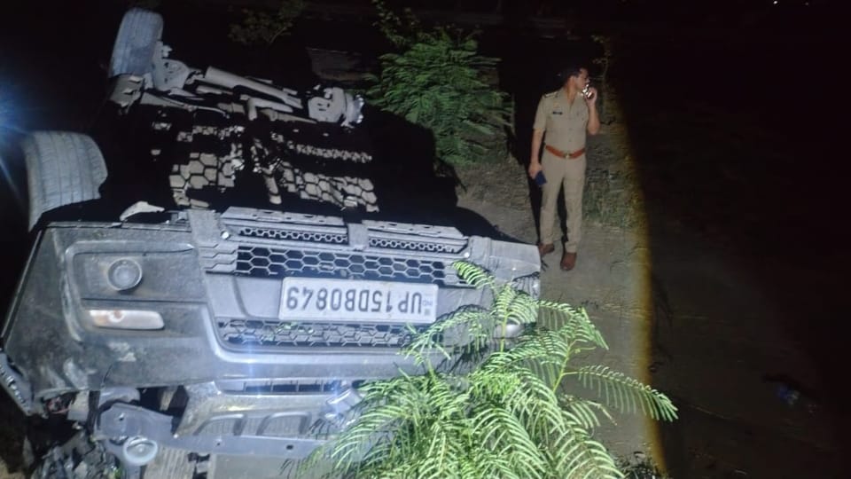 हापुड़ में हादसा