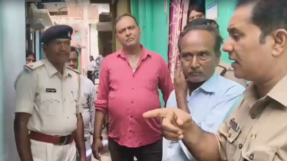 Dehradun Vikram Sharma Murder Case Doon Police Reach Jharkhand Attach Property of Accused Carrying Reward