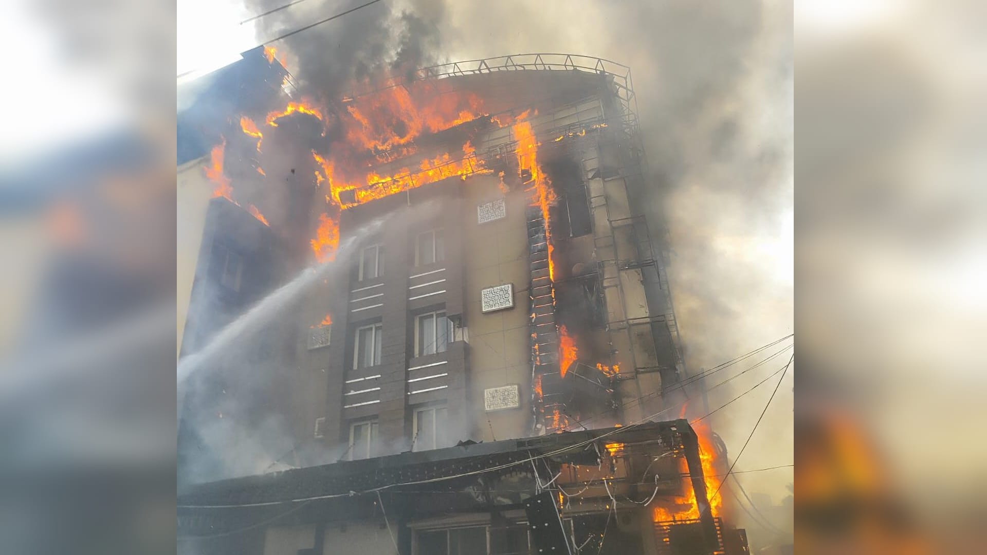 Fire breaks out in a hotel in Civil Lines, entire hotel gutted, estimated loss of around Rs 10 crore