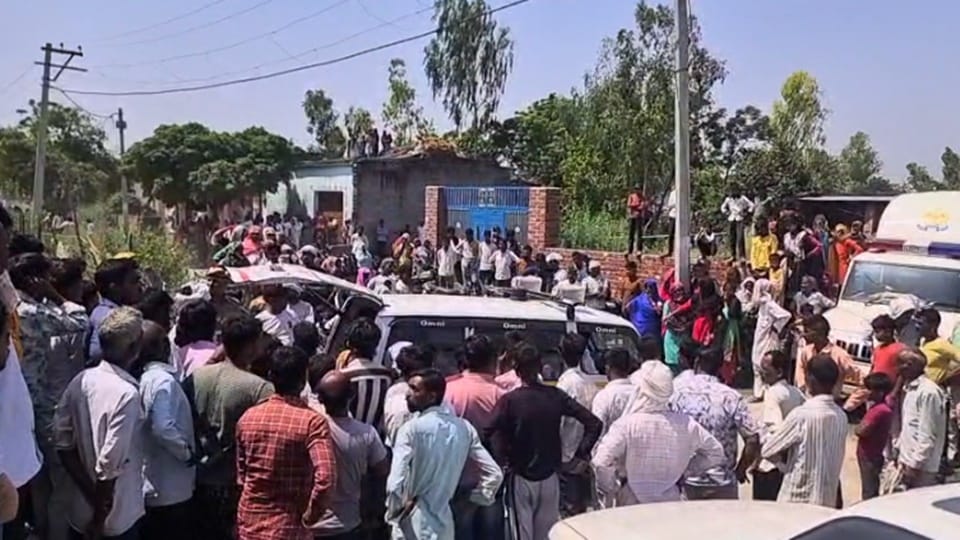 Amroha: Woman staying her maternal home murdered; hands and feet tied before crime carried out on roofto