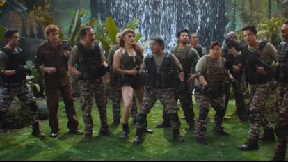 Alia Bhatt Sharvari Alpha VS Akshay Kumar Welcome To The Jungle Movie Box Office Collection and Latest Earning