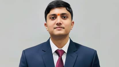 BHU student Aman Singh Gaur expressed his views regarding changing Banaras over past 25 years in varanasi