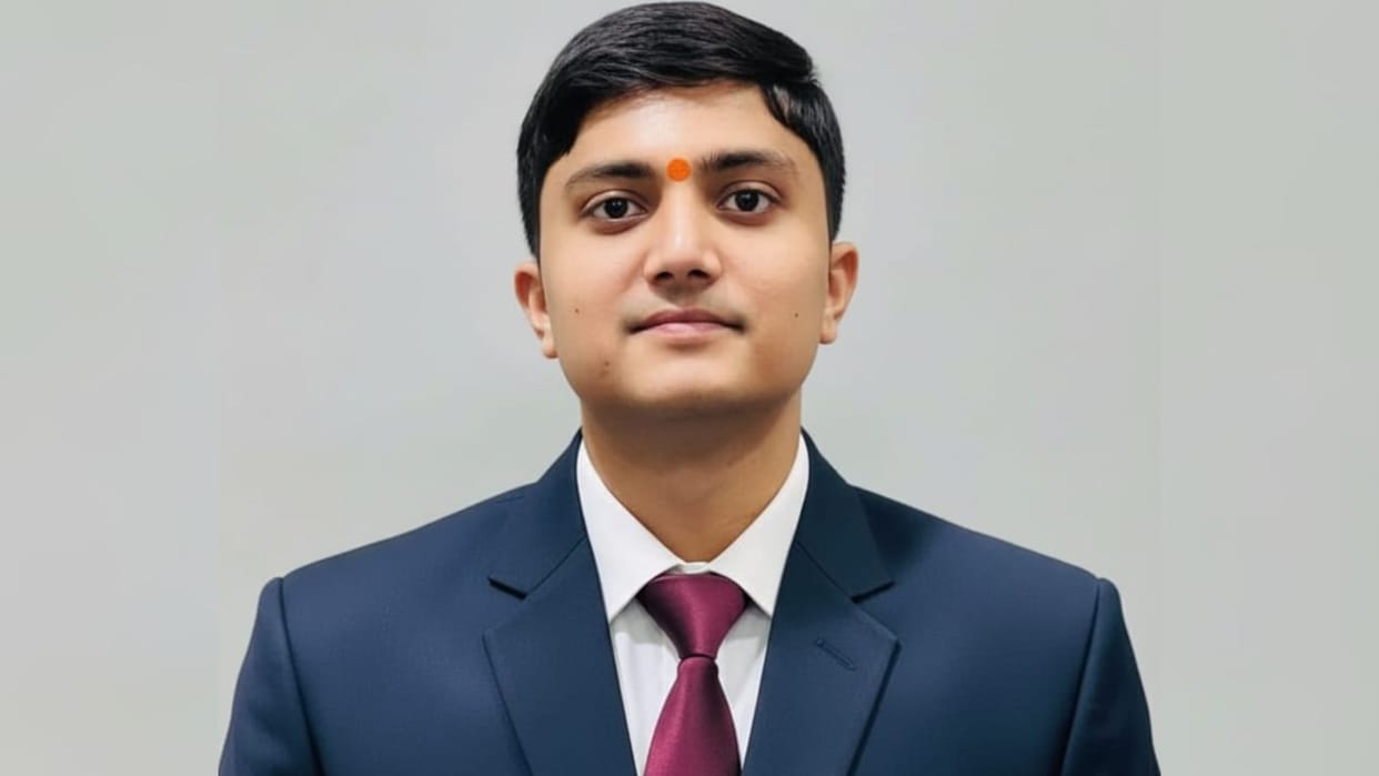 BHU student Aman Singh Gaur expressed his views regarding changing Banaras over past 25 years in varanasi