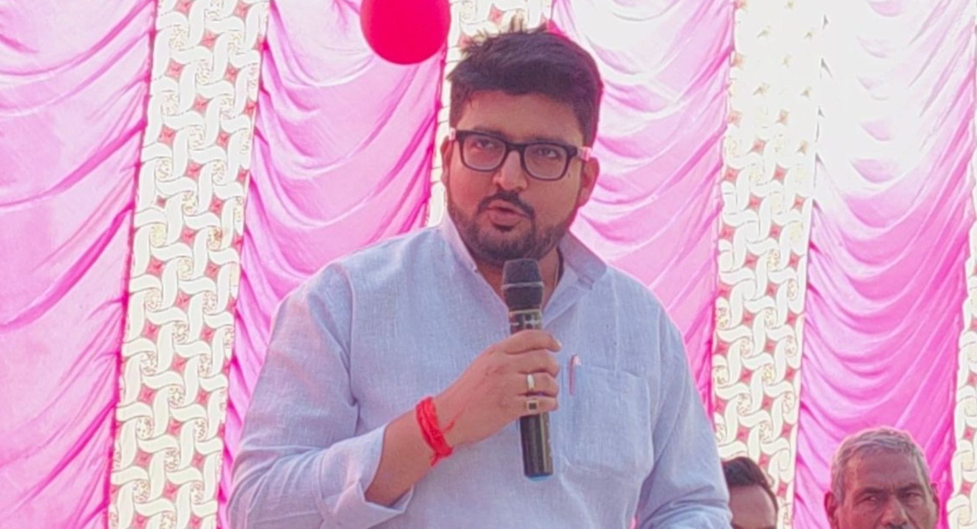 घोसी विधायक ऋतुराज कुमार