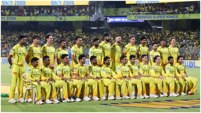 IPL 2026: Emotional Moment at Chepauk MS Dhoni Takes Lap of Honour Greets Fans Alongside Suresh Raina Video