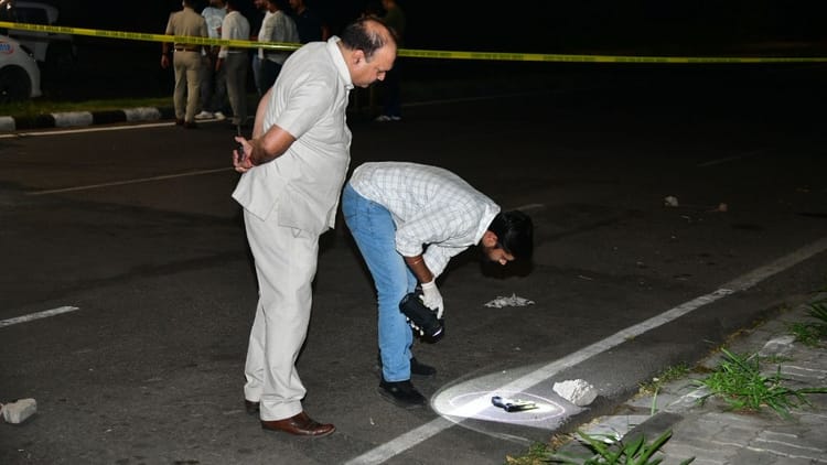 Ghaziabad: सूर्या हत्याकांड का मुख्य आरोपी असद मुठभेड़ में ढेर, एनकाउंटर में एक सिपाही भी घायल