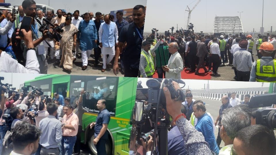 Nitin Gadkari Inspects Expressway Stretch from DND to Jaitpur