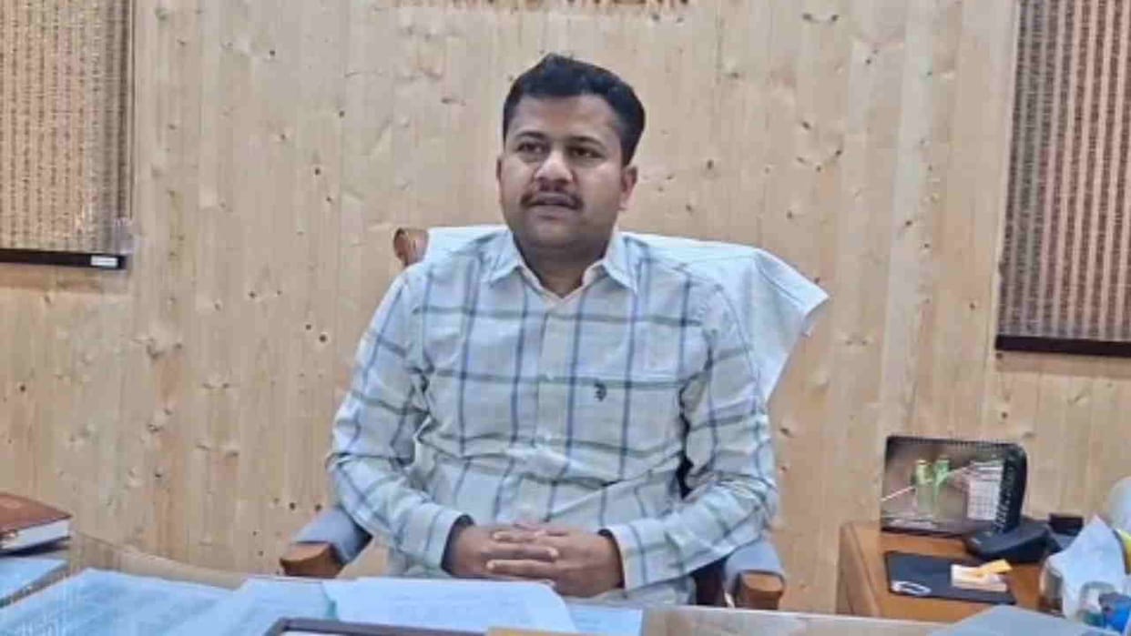 Forest Gujjar Arrested in Tiger Poaching Case One Absconding Incident Reported from Shyampur Range Haridwar