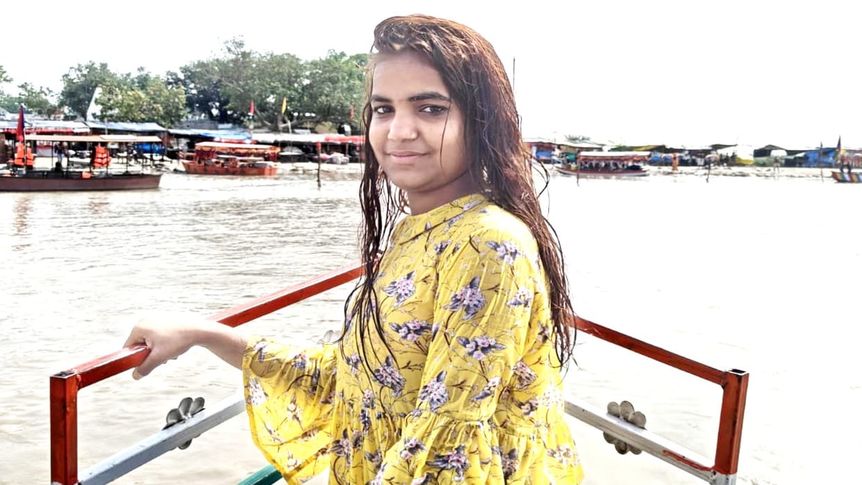 Girl Dies Six Months After Love Marriage Body Found Hanging in Bareilly