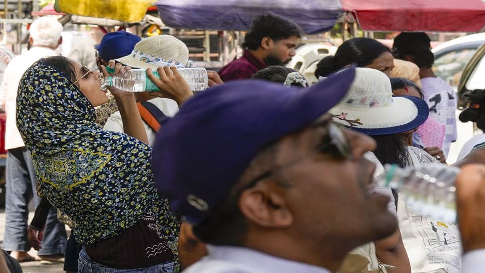 Delhi temperature crosses 45-degree mark in delhi ncr