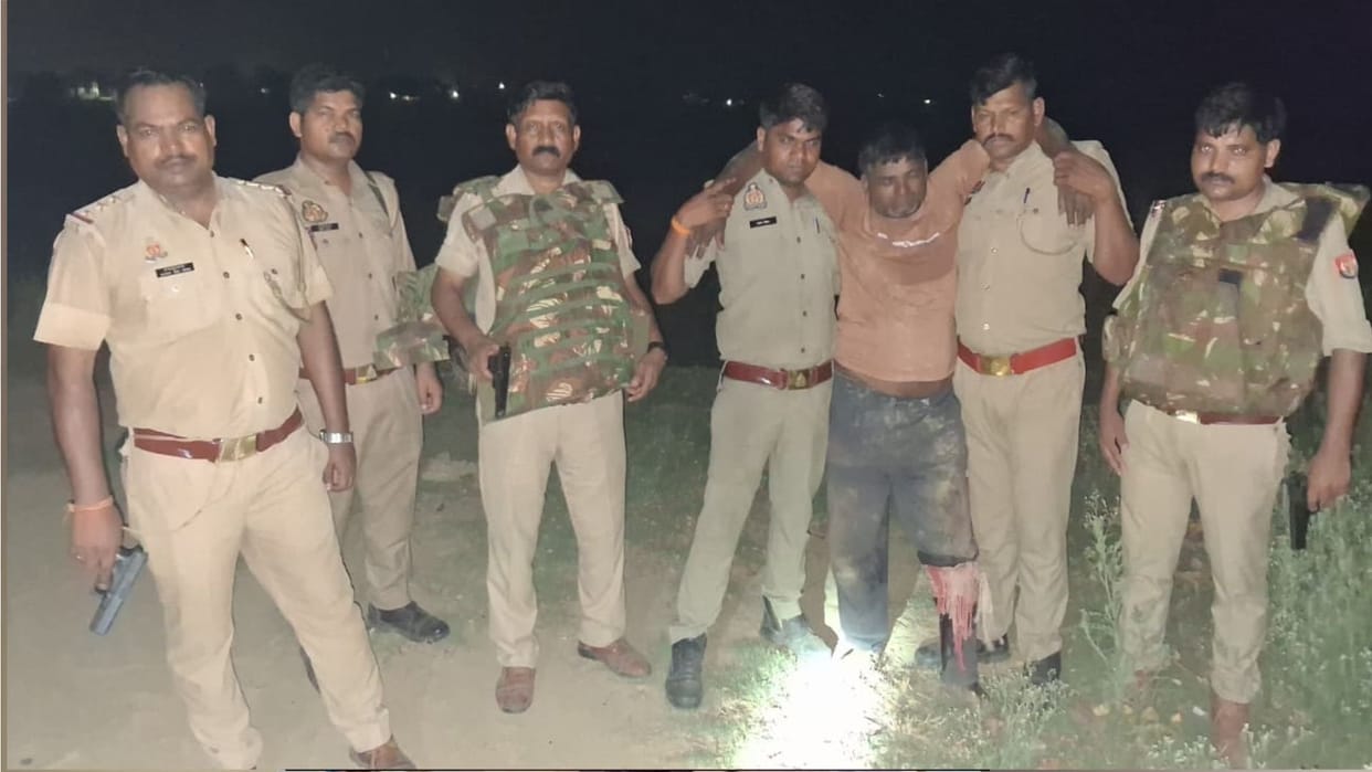 Liquor Shop Thief Injured In Police Encounter In Deoria Rudrapur, Accused From Ghazipur Arrested