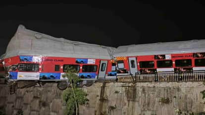 Ujjaini Express Accident Rishikesh No Loco Pilot on Board Shunting Master Removed the Chains and Wheel Chocks