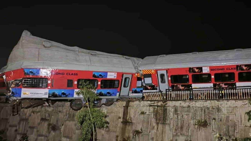 Rishikesh train accident Chargesheet filed against eight people  loco pilot removed Ujjaini Express
