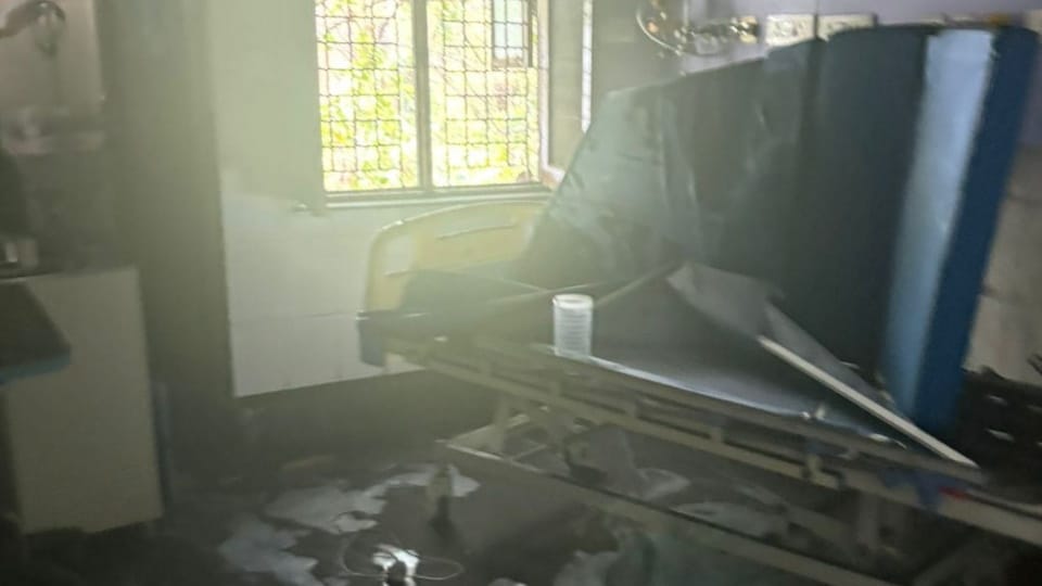 Dehradun Panacea Hospital Fire Mother Died amidst  flames in front Of her helpless son eyewitnesses told scene