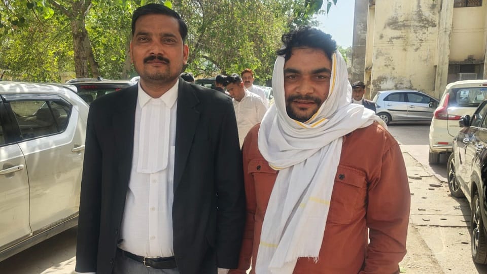 Asgar Ali Murder Accused Ravi Yadav Surrenders in Court