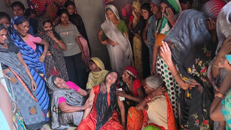 Embankment Collapses While Digging Soil in Moradabad; Two Women Dead, Third in Critical Condition