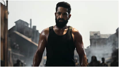 Netizens Reaction On Dragon Glimpse Mostly Users Loves Jr NTR Look Some Remembers Salaar Flashbacks KGF