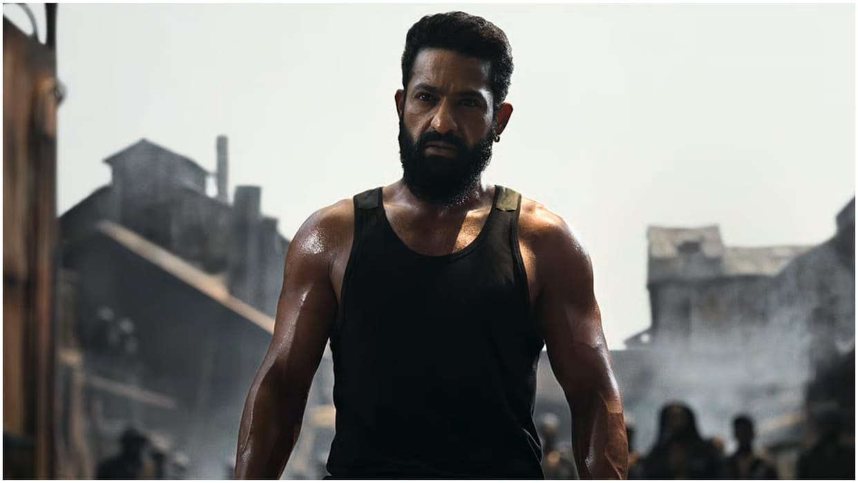 Netizens Reaction On Dragon Glimpse Mostly Users Loves Jr NTR Look Some Remembers Salaar Flashbacks KGF