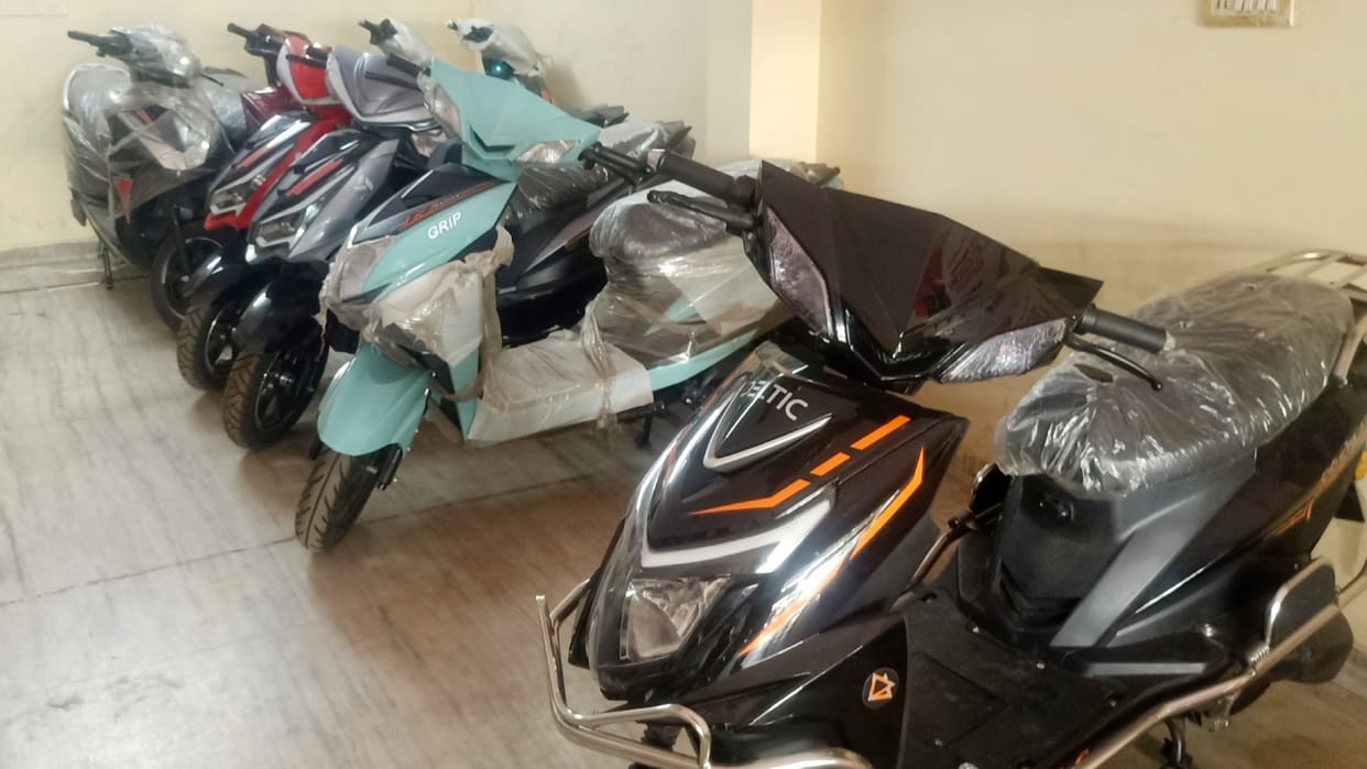 PM Modi appeal has an impact with over 850 electric vehicles sold in Bareilly in nine days