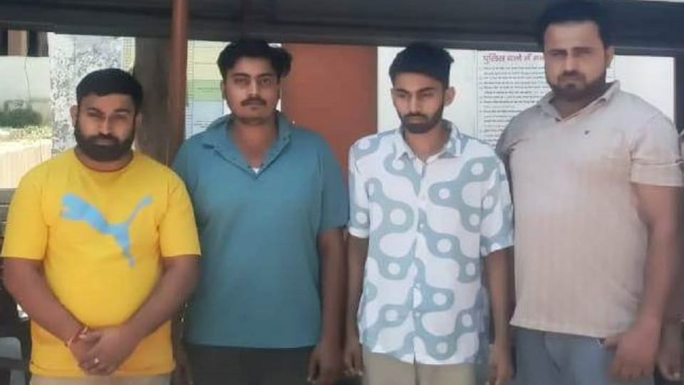 UP: racket busted in Meerut, eight girls rescued, four arrested including pistol