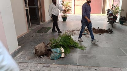 Written in suicide note: In Civil Lines, lawyers and police clashed, stone pelting erupted, ACP injured