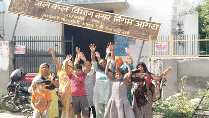 Water Crisis in Agra as Residents Protest Amid Severe Heatwave