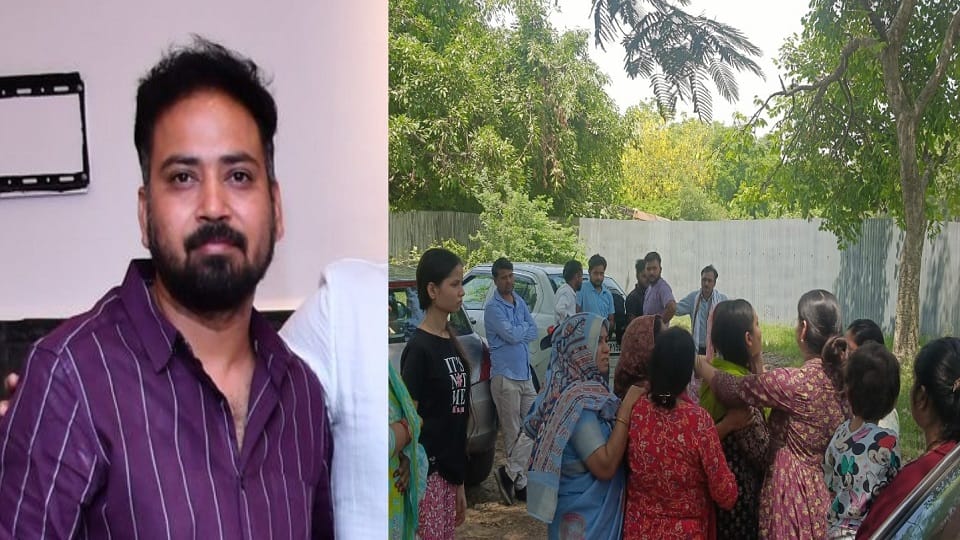 Accident in Aligarh Car overturns after going out of control Bank Manager and Assistant Manager meet tragic en