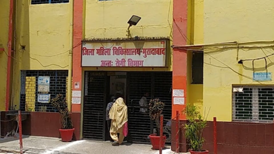 Moradabad: Report of child theft at women hospital, two accused handed over to police