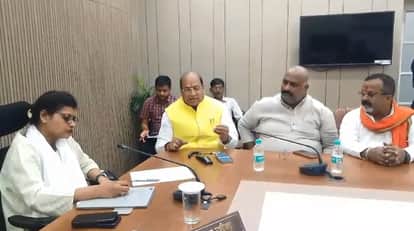 Kanpur Outcry over power crisis in the South MLA Surendra Maithani visits KESCO submits memorandum to MD
