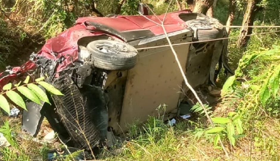 Five people, including four from the same family, died after their car fell into a deep gorge near Bhawali