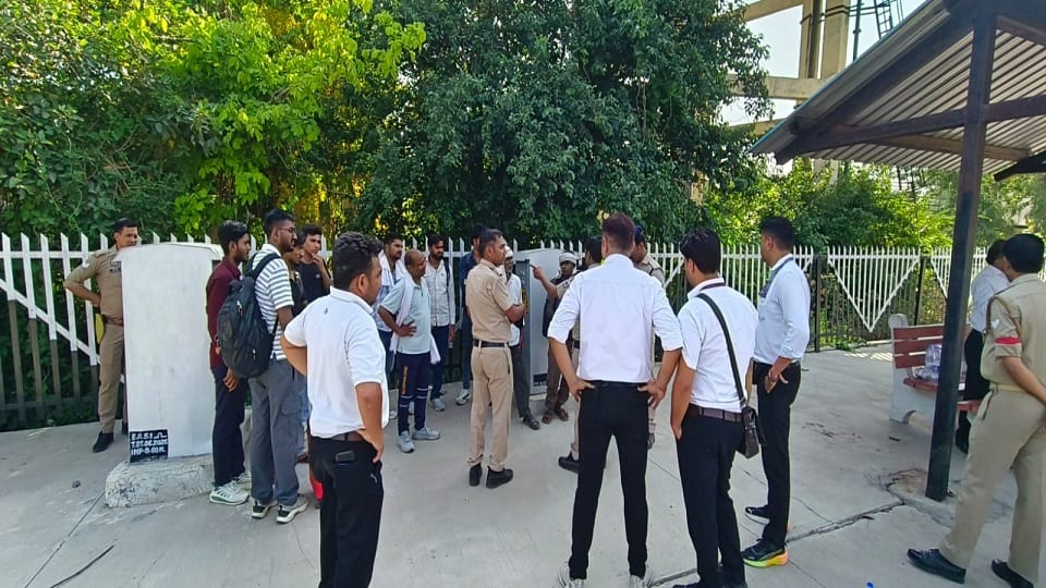 176 Passengers Fined in Special Railway Check