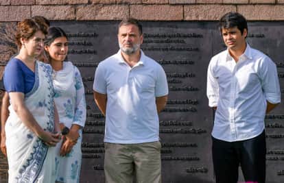 Sonia, Rahul and Priyanka seen together on Rajiv's death anniversary, see photos