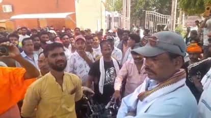 Municipal sanitation workers go on strike again in Shahjahanpur