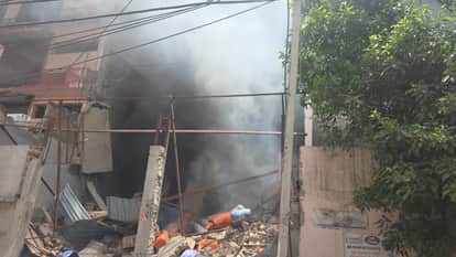 Massive Explosion at Chemical Factory in Bahadurgarh: Entire Building Collapses Amidst Fire