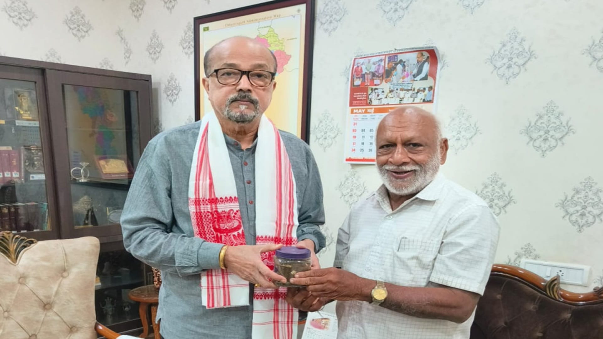 राज्यपाल से मिले चाय व्यापारी संघ के उपाध्यक्ष