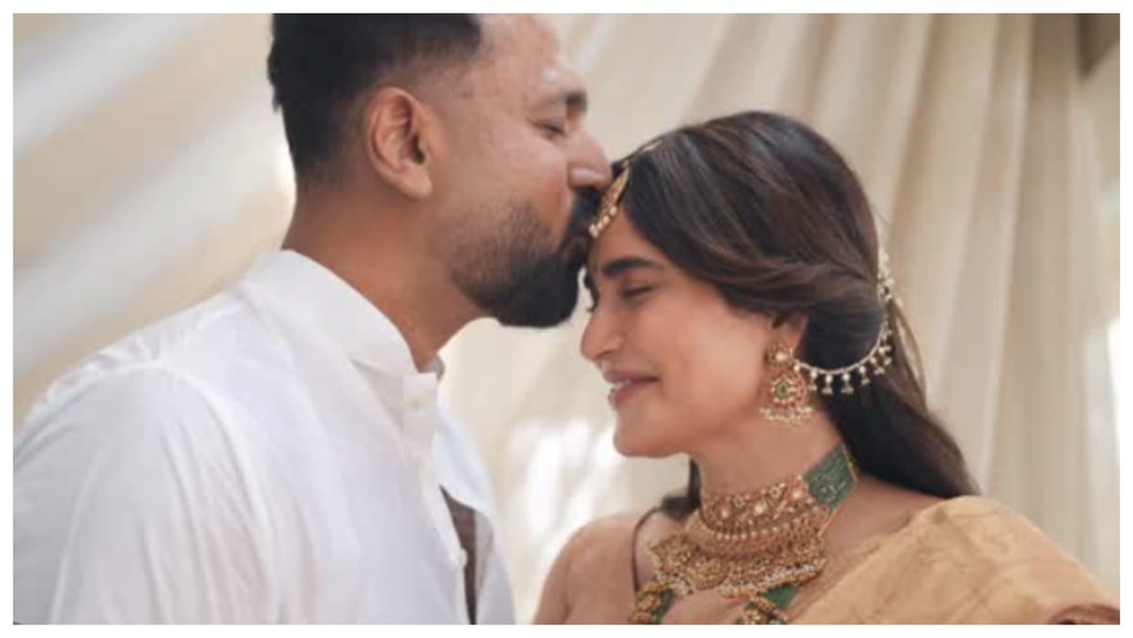 Parents to be Karishma Tanna and Varun Bangera celebrate new beginnings with an intimate baby shower ceremony