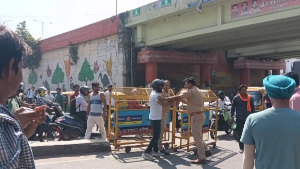 Power crisis afflicts public: Case filed against 100 to 150 unidentified people who blocked roads