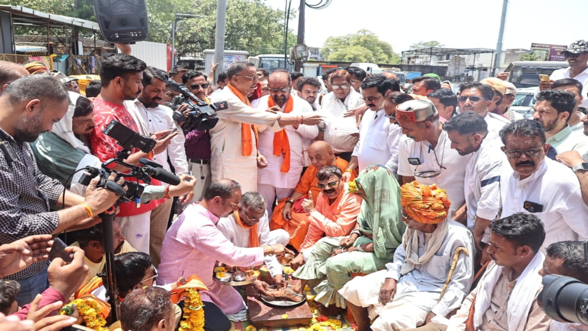 dhar-bhojshala-friday-puja-721-saal-baad-vagdevi-mahaarti MP News