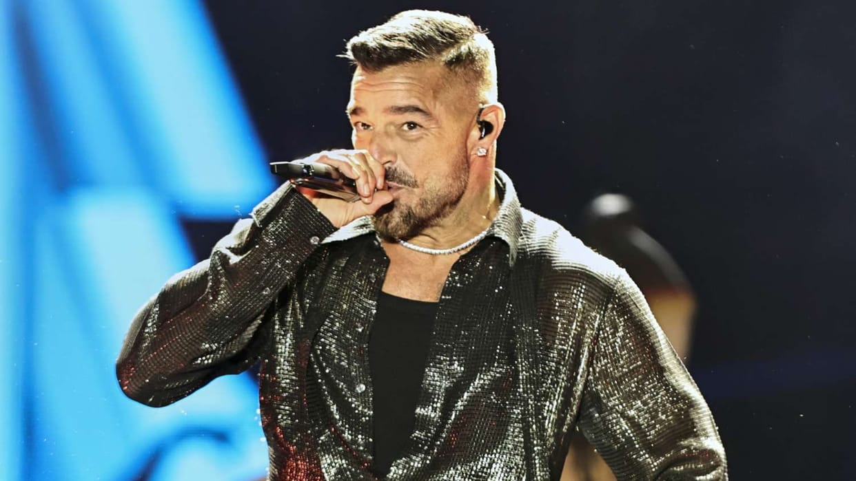 Ricky Martins faced incident on stage while fan sprayed tear gas amid Montenegro concert