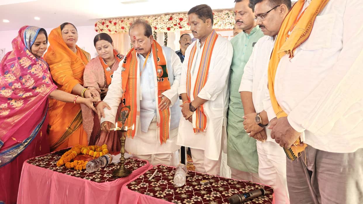 I am not Vijay Sinha I am Vijay Bihari Bihar Agriculture Minister statement BJP training camp