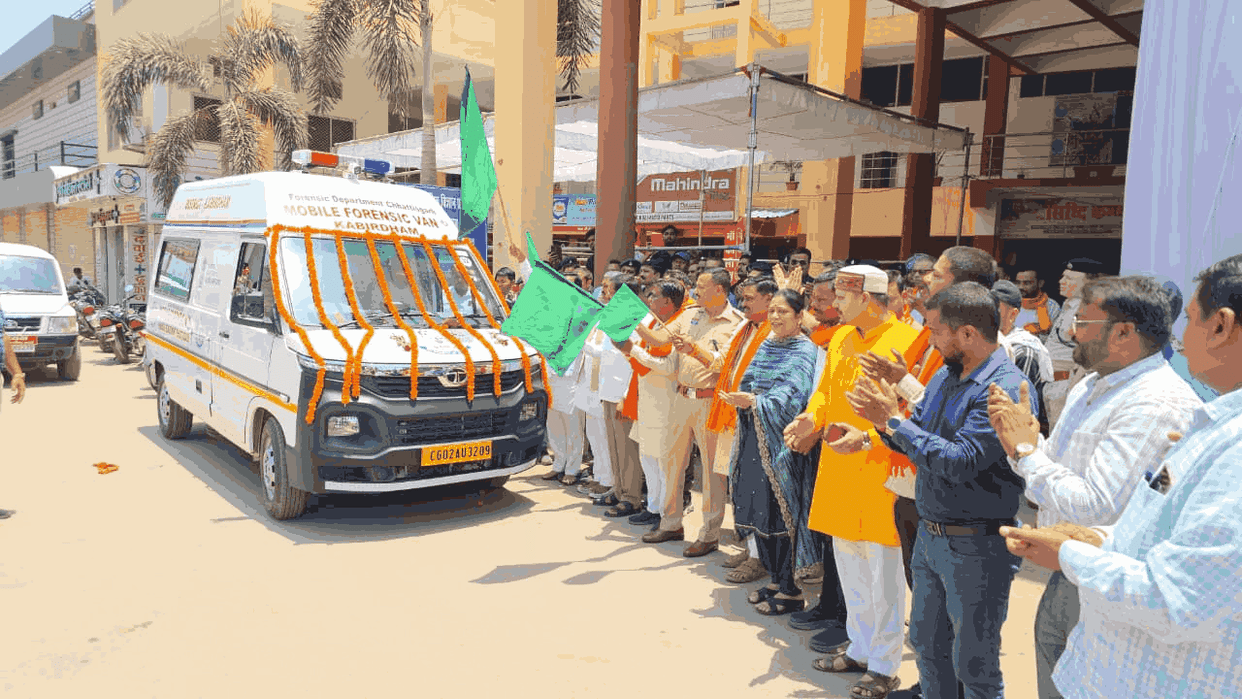 kabirdham provided with state-of-the-art Scene of Crime Mobile Forensic Van