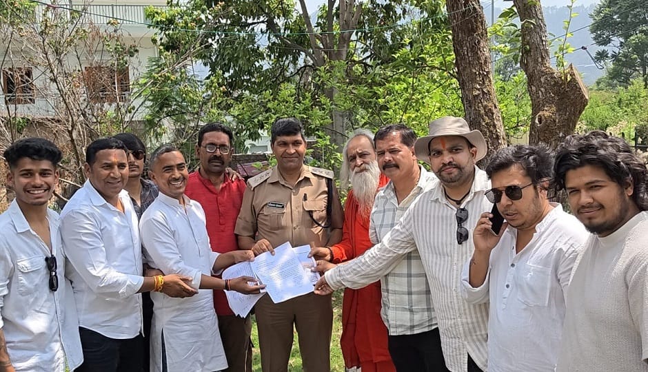 bjp workers protest over alleged cow killing in ramgarh demand investigation