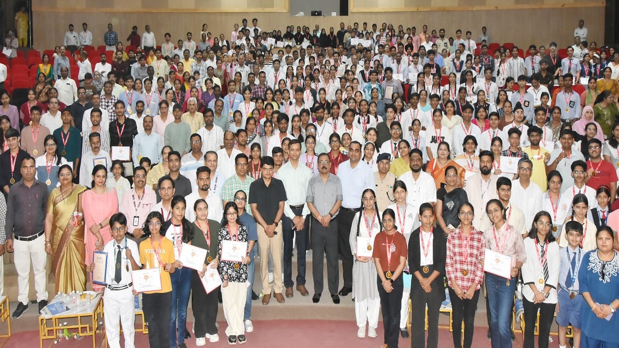 Amar Ujala Bhavishya Jyoti Awards Ceremony Medals Brighten the Faces of Achievers in Bareilly