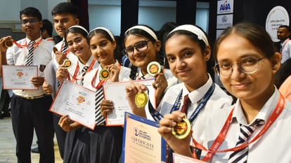 Amar Ujala Bhavishya Jyoti Awards Ceremony Medals Brighten the Faces of Achievers in Bareilly