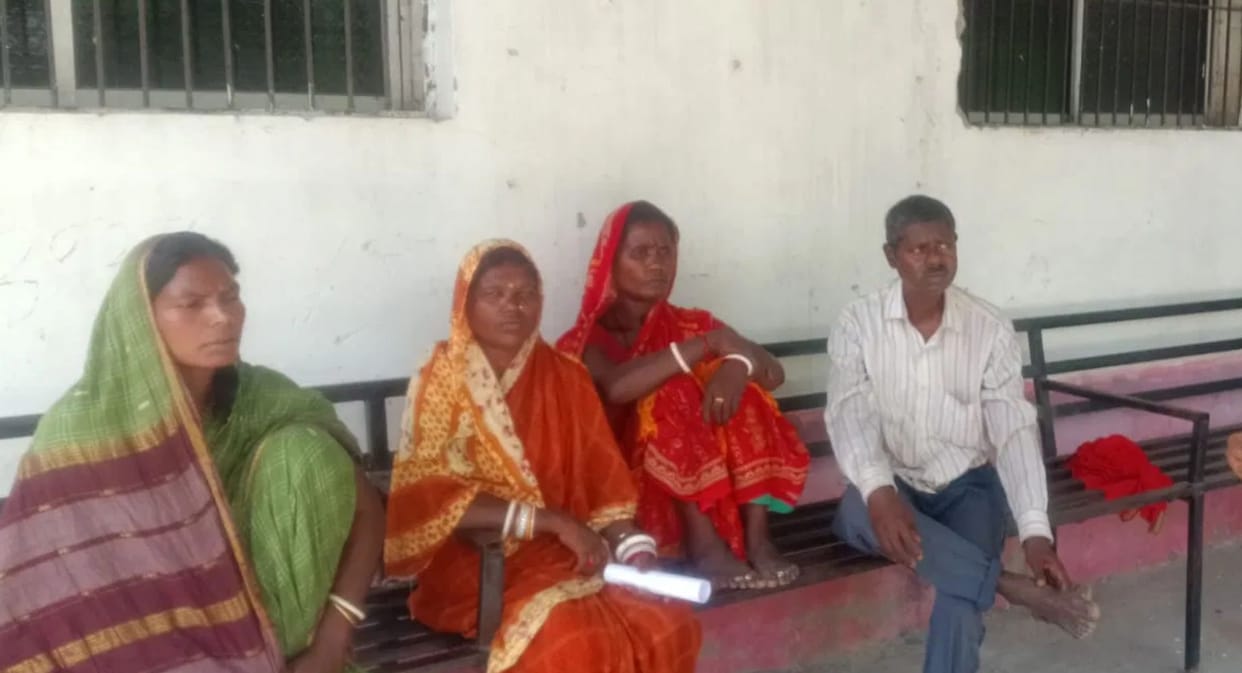 Tragedy on Tracks Youth Who Left Home for Night Walk Found Dead on Railway Track Next Morning