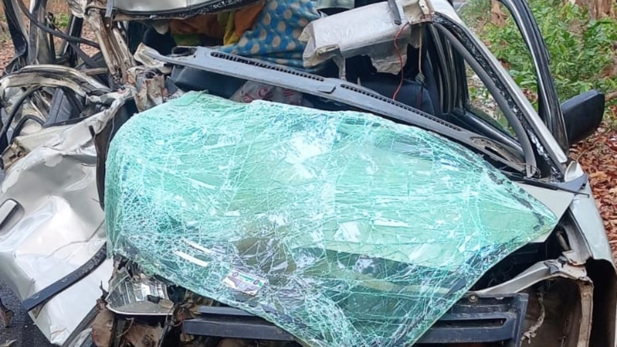 Speeding Pickup Collides with Car Four Injured in Accident in Pilibhit