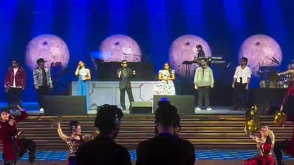 AR Rahman Performed Jai Ho Song At The Us Independence Day Celebrations In Delhi