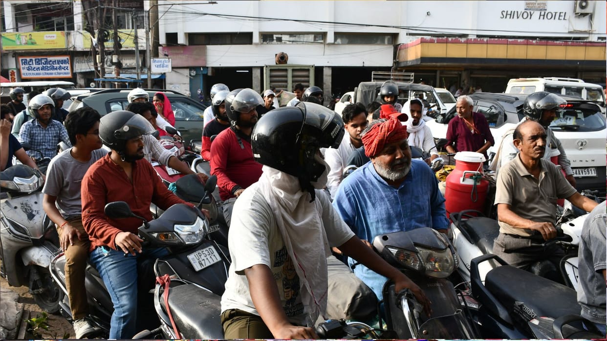 Petrol-Diesel Shortage Hits Gorakhpur: 16 Pumps Run Dry Till Afternoon, 136 Tankers Restore Supply