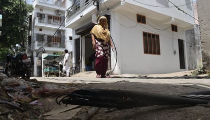 UP: Chaos in Moradabad Due to Power Cuts; Public Outrage Erupts in Chakkar Ki Milak